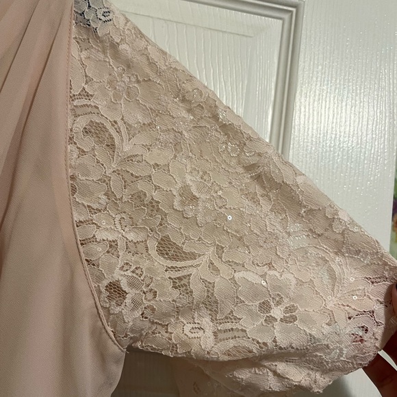 Blush pink elegant dress. Perfect for a bridesmaid or wedding! - Picture 6 of 7